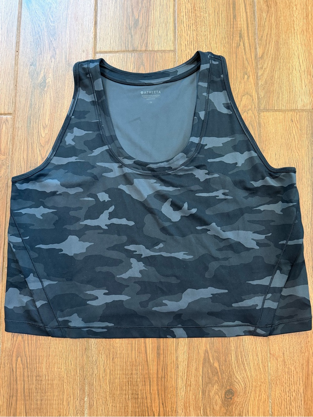 Athleta Women’s Black Gray Camo Racerback Cropped Tank Size 2X